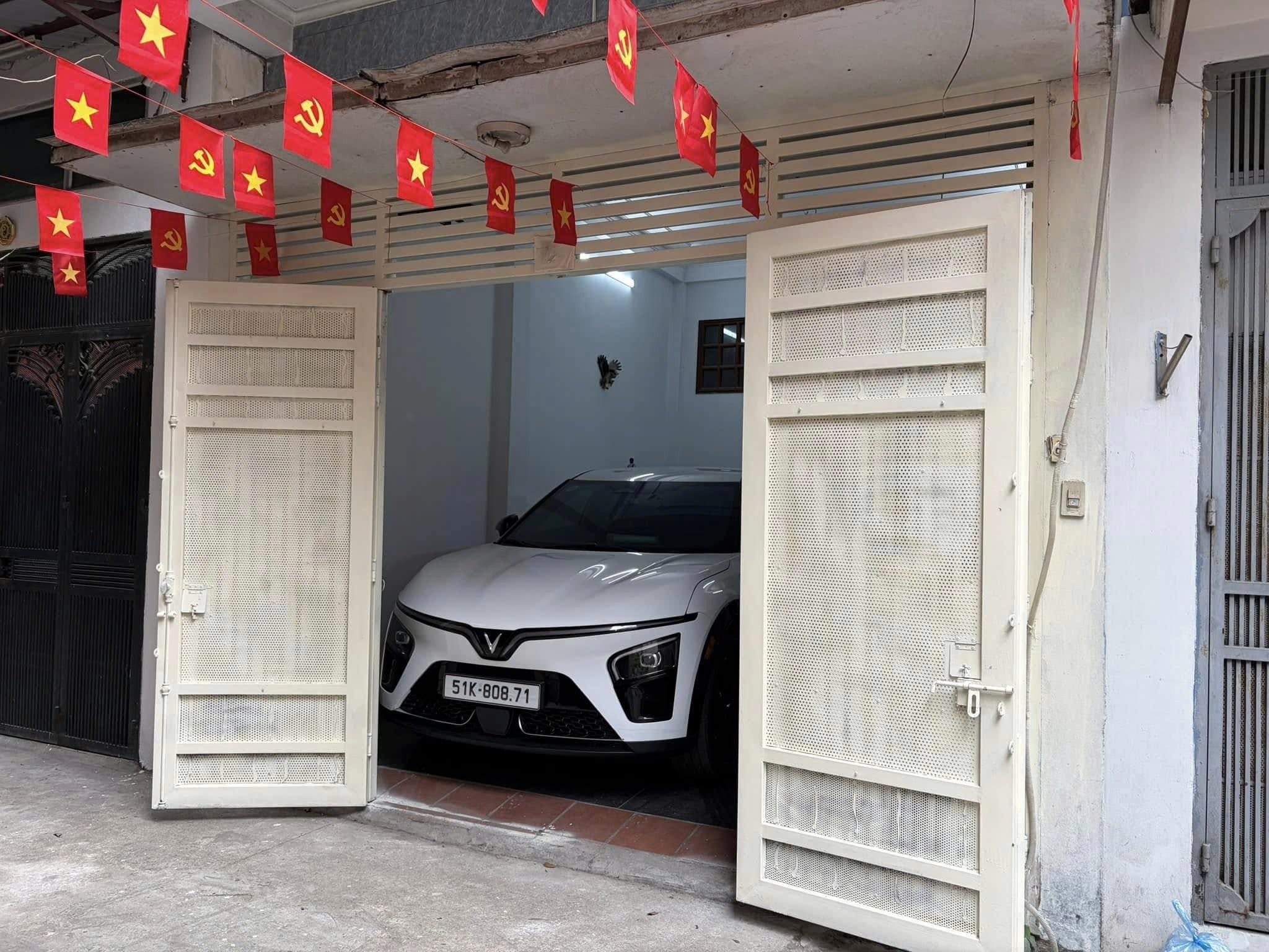 Cho Thuê CHDV Bạch Đằng - Hoàn Kiếm 52M² 4 Tầng 4 Ngủ - Nội Thất CB - Giá Thuê 12,5tr