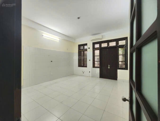 Cho Thuê Nhà Bạch Mai 84M² 4 Tầng 5 Ngủ - Ở, Kinh Doanh VP - Giá Thuê 25tr