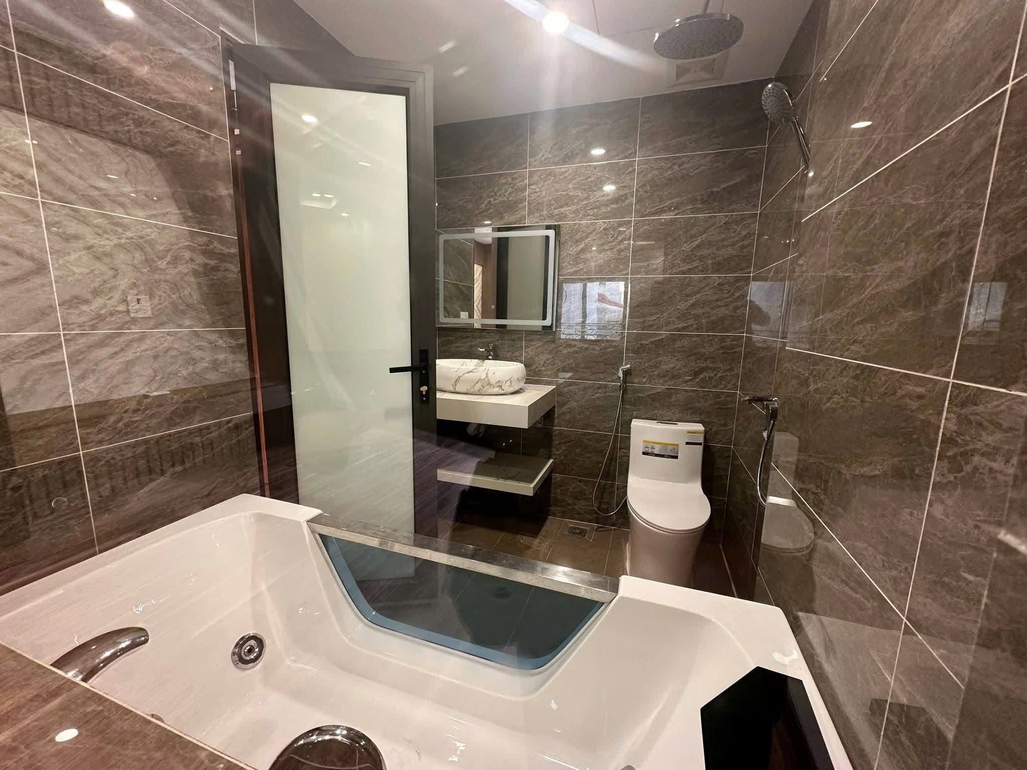 ✨ SIÊU PHẨM KIẾN TRÚC - 5 TẦNG FULL NỘI THẤT CAO CẤP - GIÁ CỰC SỐC✨