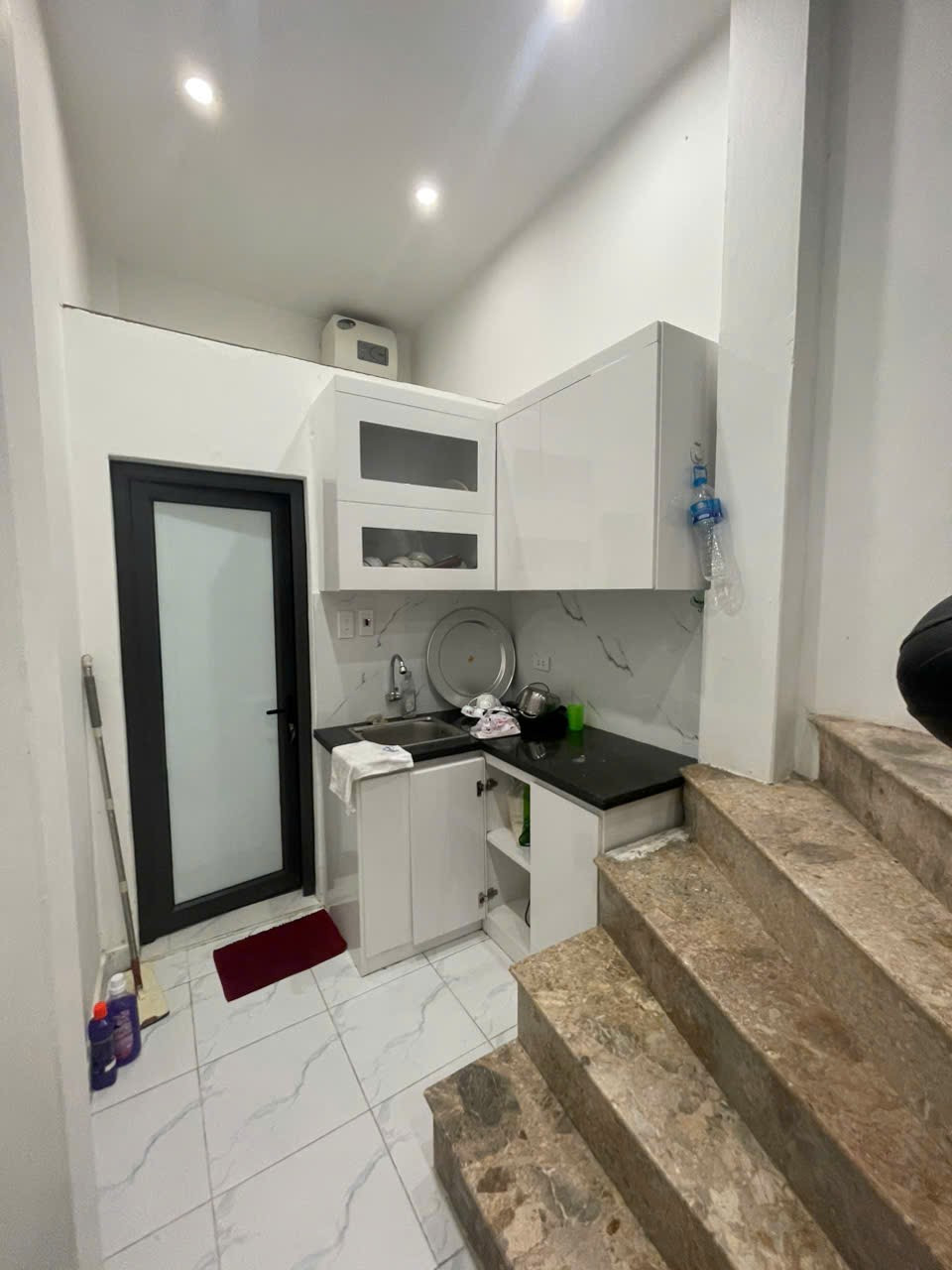 Cho Thuê Nhà Ngõ 295 Bạch Mai 50M² 3 Tầng 3 Ngủ - Full Nội Thất - Ở Ngay - Giá Thuê 11tr