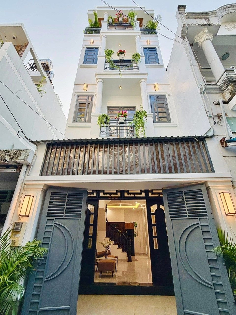 Bán nhà tốt nhất khu vực Nguyễn Đình Chiểu, Q3 chỉ 4 tỷ950tr/84 m2. SHR sang tên công chứng ngay