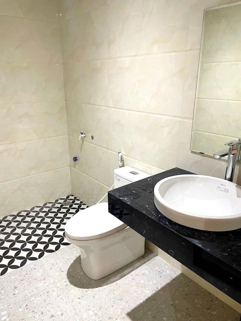 hiếm bát khối, nhà lô góc đường ô tô tránh 32m2 x 5 tầng đẹp giá chỉ 8 tỷ