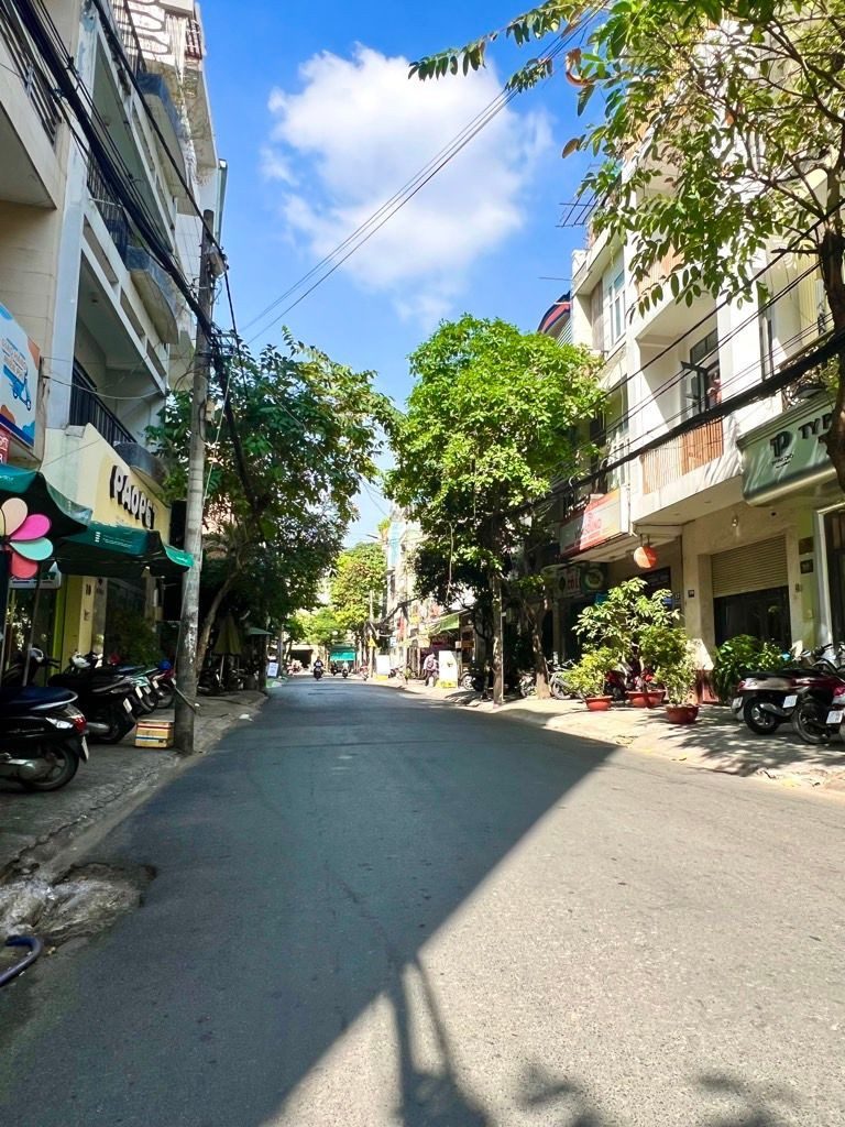 HÀNG VIP - GIÁ TỐT - ĐƯỜNG BÀU CÁT - CÓ VỈA HÈ - TÂN BÌNH - ĐỒNG ĐEN - 101M2 - HƠN 15 TỶ