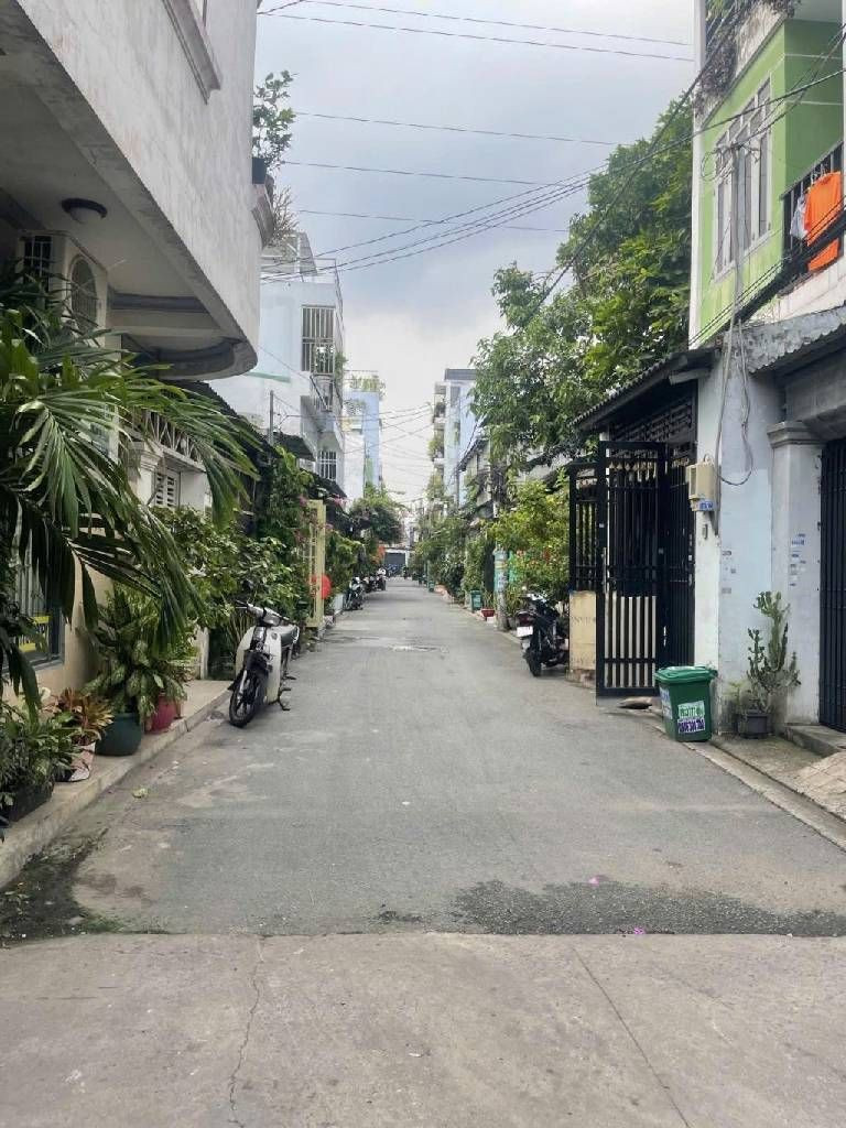 GIÁ ĐẦU TƯ, HẺM XE HƠI, Ngay Ngã Tư Bảy Hiền, Lý Thường Kiệt, Gần Chợ Tân bình. 70M² chỉ 5.5 tỷ