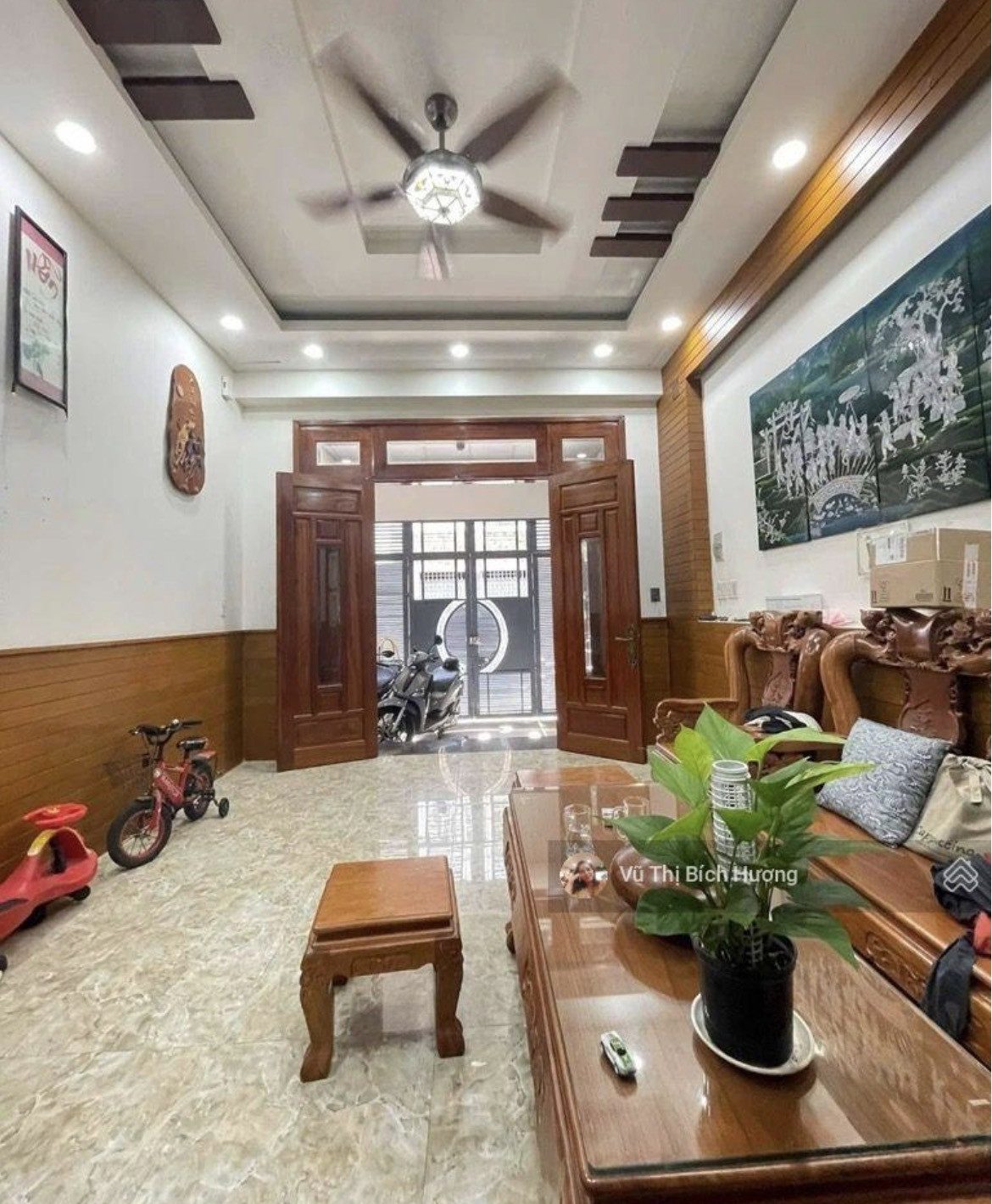 Gấp quá Gấp, Chủ rất Cần bán Nhà đẹp, Ngã Tư Bảy Hiền, 3p lên Lý Thường Kiệt. 81 M2 x 4 Tầng