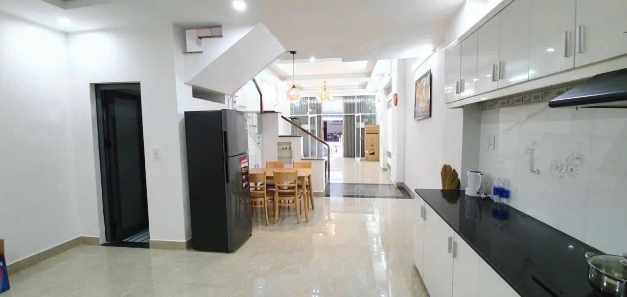 Bán nhà 3 tầng mê lệch đường Bế Văn Đàn, Phường Thanh Khê, Đà Nẵng