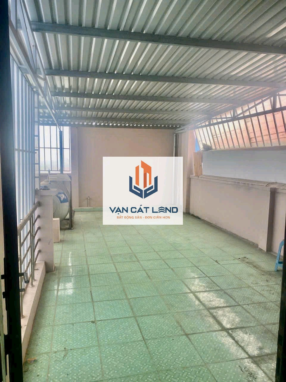 BÁN NHÀ 1 TRỆT 2 LẦU – HẺM 1 Ô TÔ TRÁNH NHAU – ĐƯỜNG BÌNH GIÃ, PHƯỜNG 8