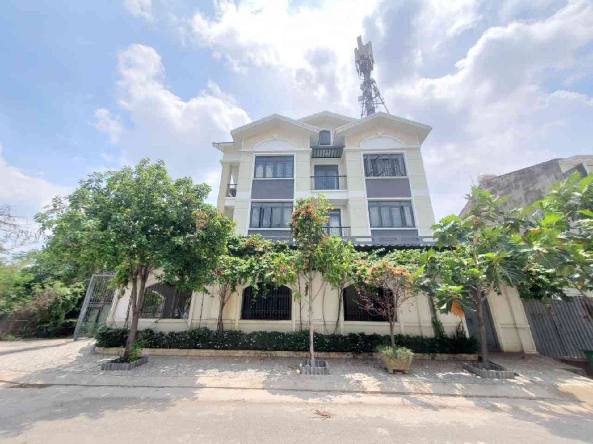 Nhà bán biệt thự đặng thùy trâm