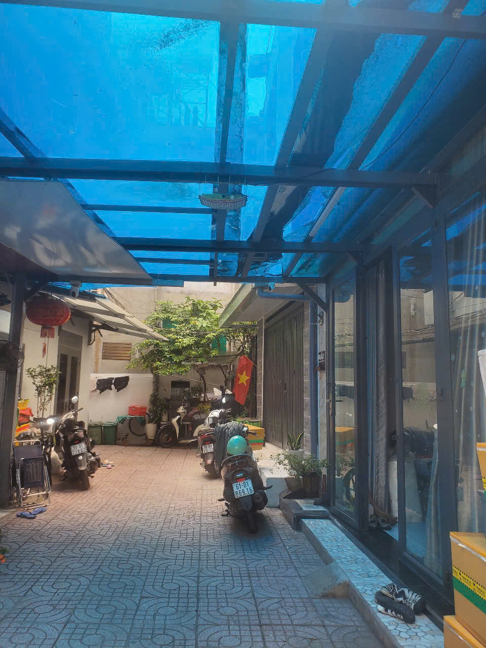 NHÀ TÂN PHÚ - 45M² - 2 TẦNG - HẺM 4M, VÀI BƯỚC RA MẶT TIỀN - NGANG BỀ THẾ 5M - NGAY AOEN MALL - NHỈNH 5 TỶ TL.
