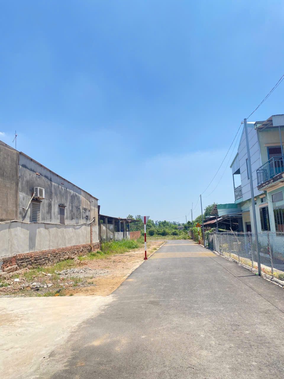 Đất bán Trảng Bom gần khu du lịch GIANG ĐIỀN lô góc ngay mặt tiền đường lớn , xây dựng tự do