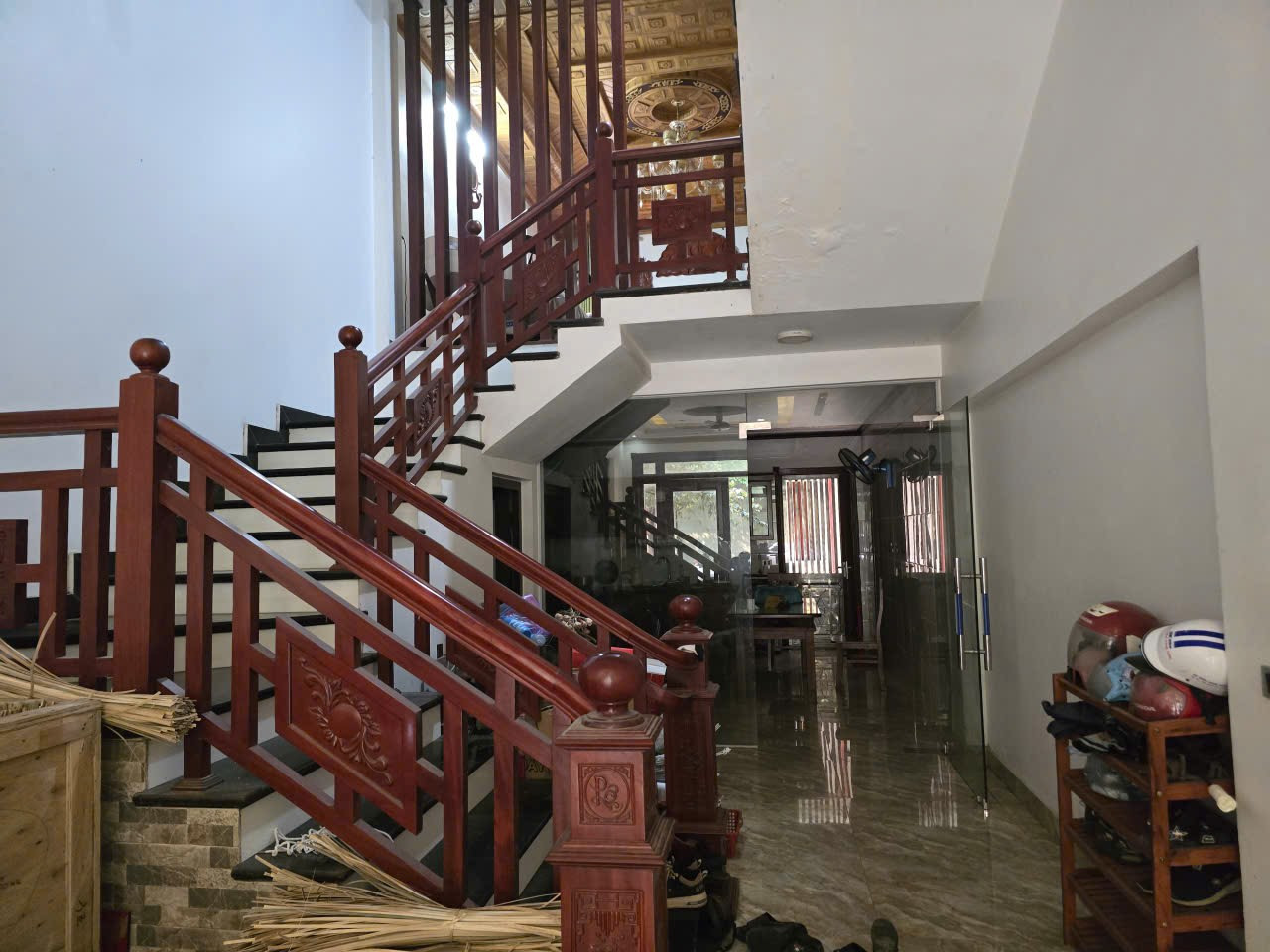 BÁN NHÀ 5 TẦNG KHU 3 ĐẠI PHÚC - TP BẮC NINH
👉Dt 72m2 👉Mt 4,5m Hướng Bắc 
💸💸Giá hợp lý chỉ 1x, xxx tỷ 
- Nhà gồm 5 phòng ngủ khép kín, phòng khách, phòng thờ, bếp, pshc...
- Vị trí siêu đẹp, Mặt đường Nguyễn Đức Ánh, gần Ngã Tư thông với trục đường Bìn