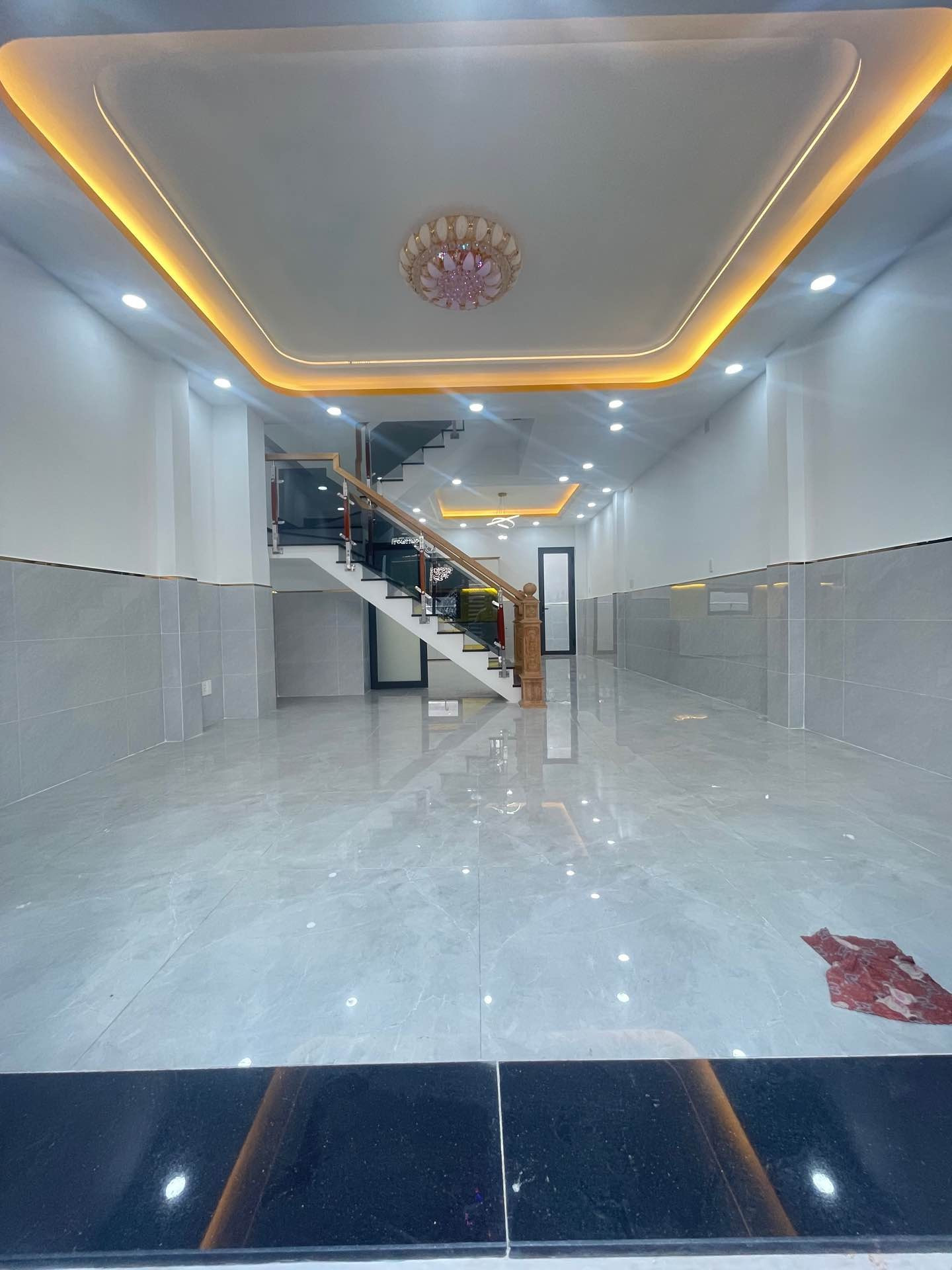 CẦN BÁN GẤP NHÀ MỚI 2 TẦNG -SÁT LÊ TRỌNG TẤN - BÌNH TÂN