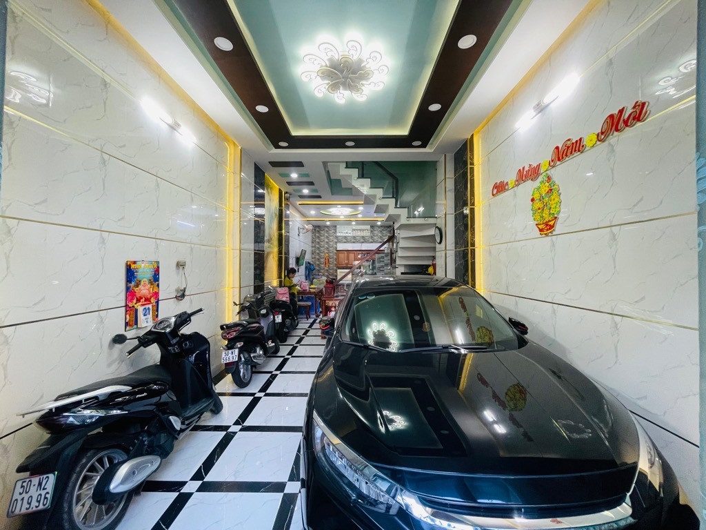 SIÊU PHẨM 5 TẦNG BTCT MỚI KENG – GIÁP KDC TÊN LỬA – Ô TÔ NGỦ TRONG NHÀ – SỔ VUÔNG ĐẸP