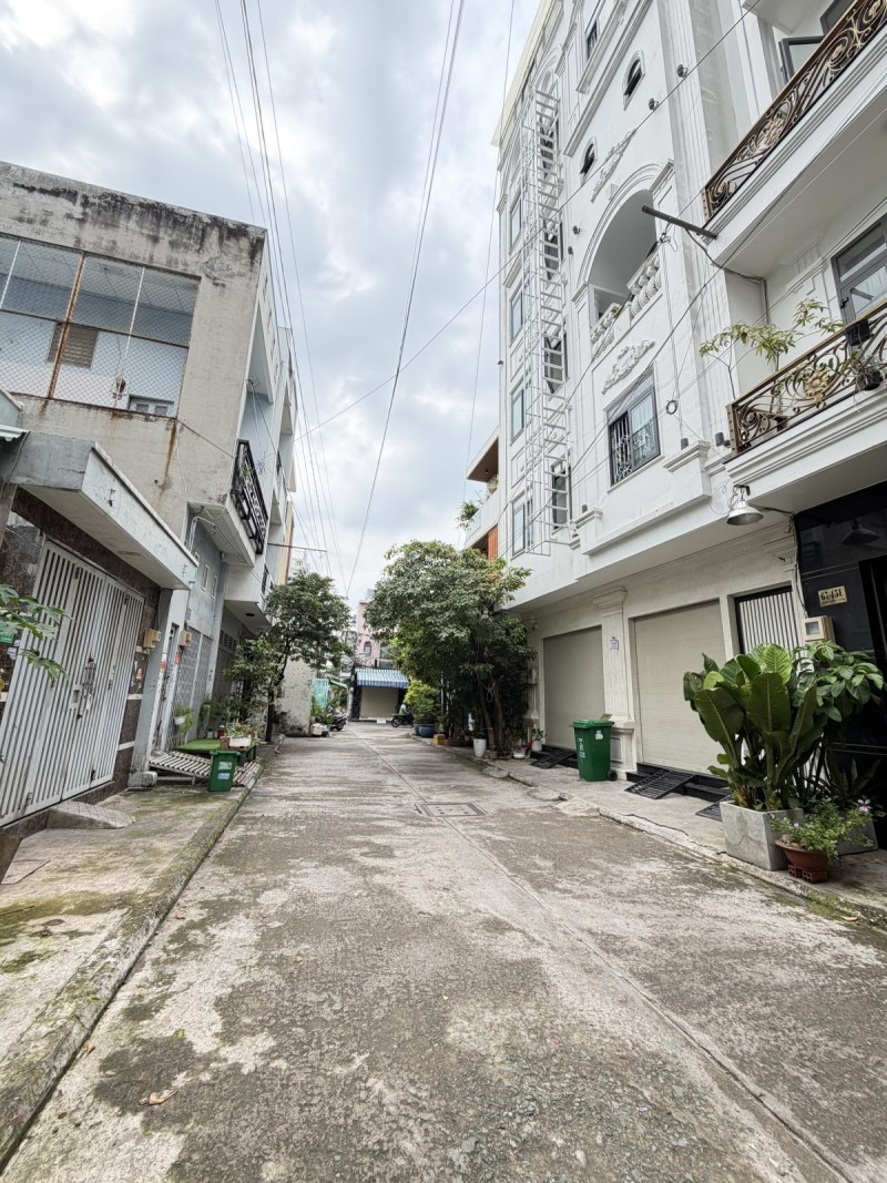 BÁN LÔ ĐẤT 65M2-KẾ BÊN SIÊU THỊ AONE -ĐẤT THỔ CƯ-XÂY CAO TẦNG-LIÊN HỆ CHO EM