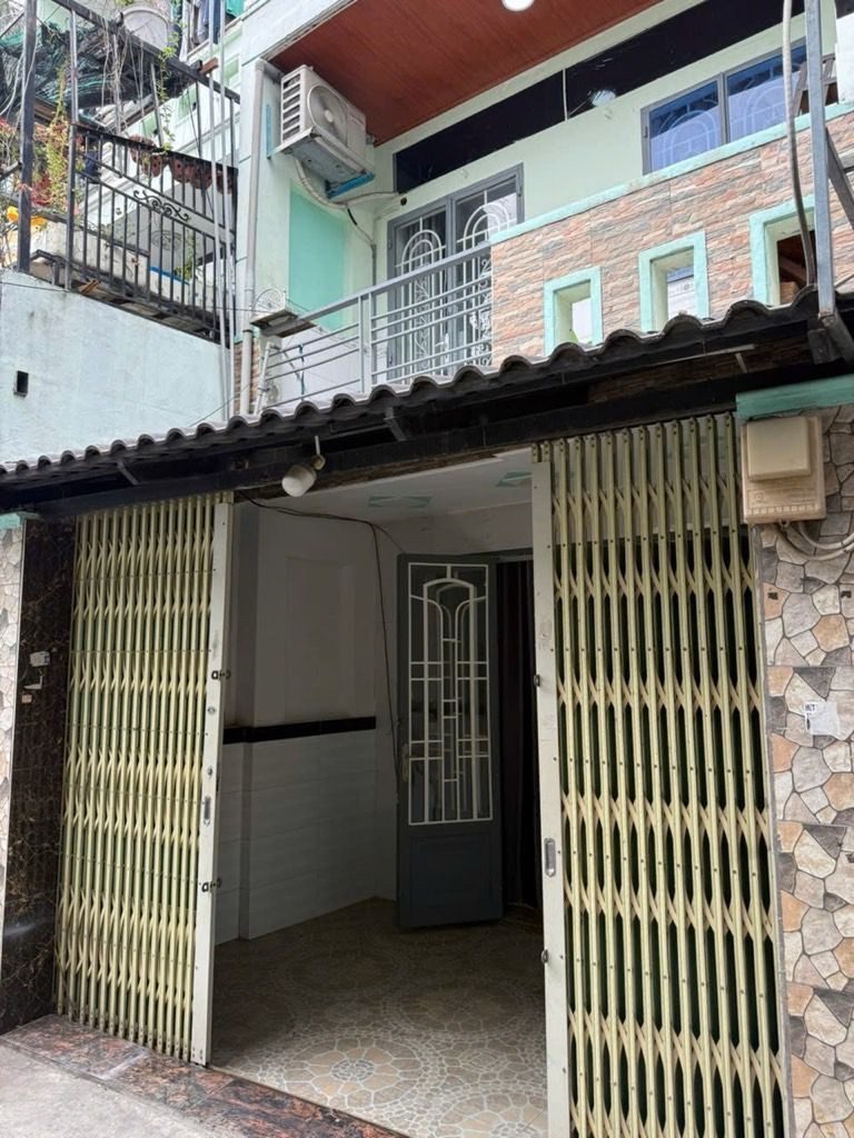 BỜ BAO TÂN THẮNG - 40M2 - HẺM THÔNG THOÁNG - 2 TẦNG BTCT - CHỈ HƠN 4 TỶ XÍU