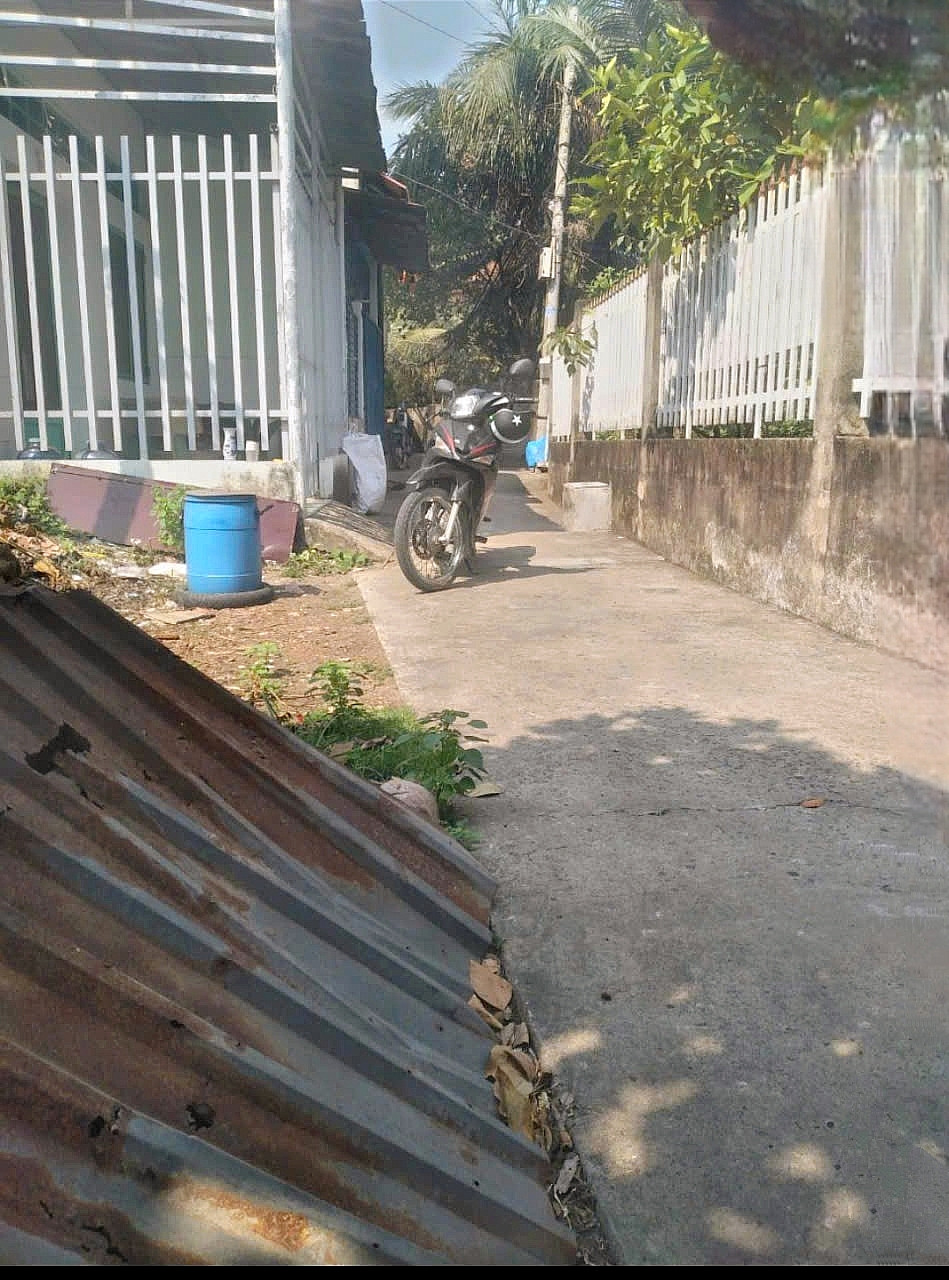 CẦN BÁN 180M2 ĐẤT THỔ CƯ HẺM BA GÁC - GIÁ: 2ty1