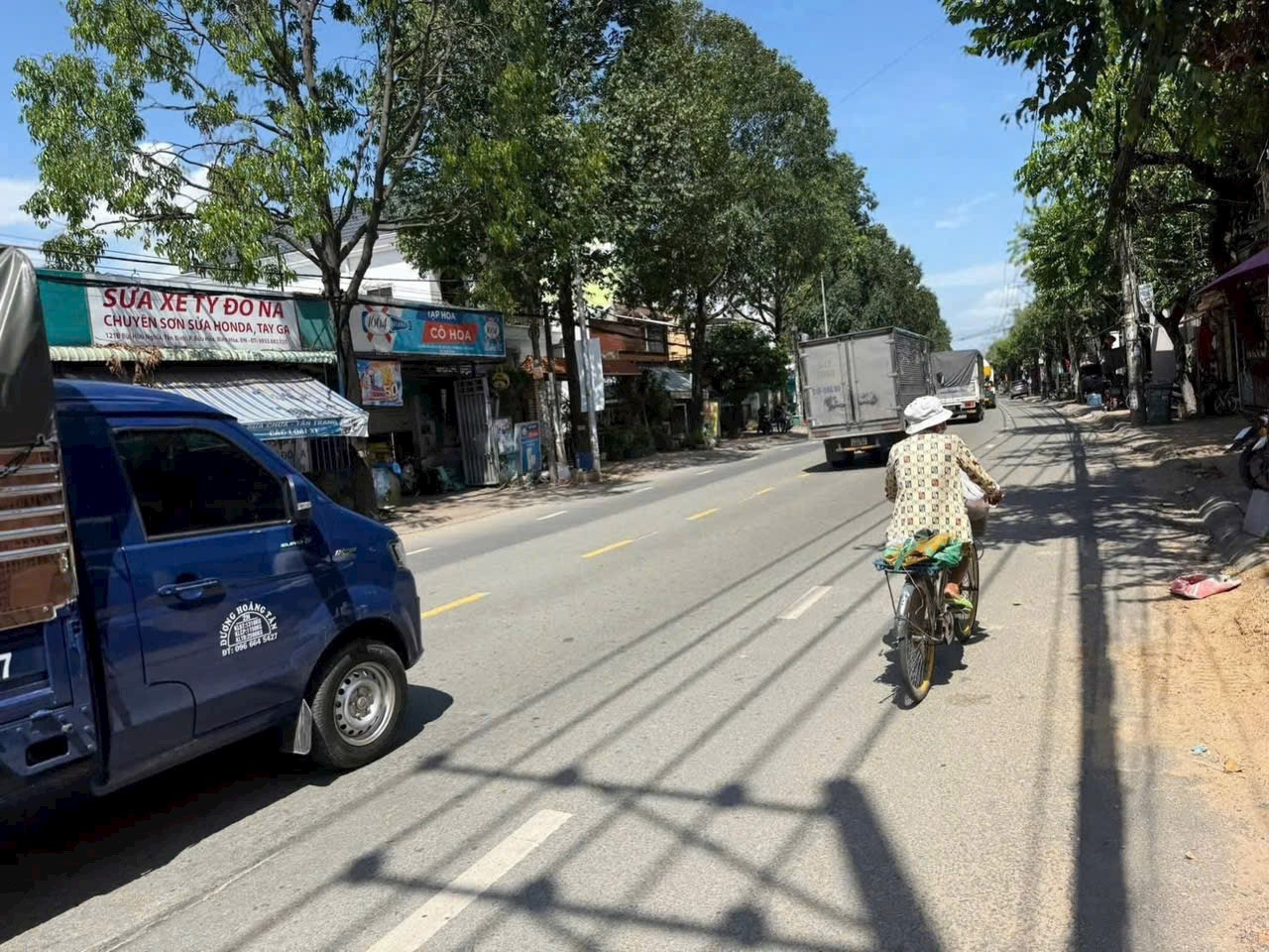 Chủ gửi bán 2 căn nhà lầu . mặt tiền đường nhựa Bùi Hữu Nghĩa ở phường bửu Hòa Biên Hòa Đồng nai