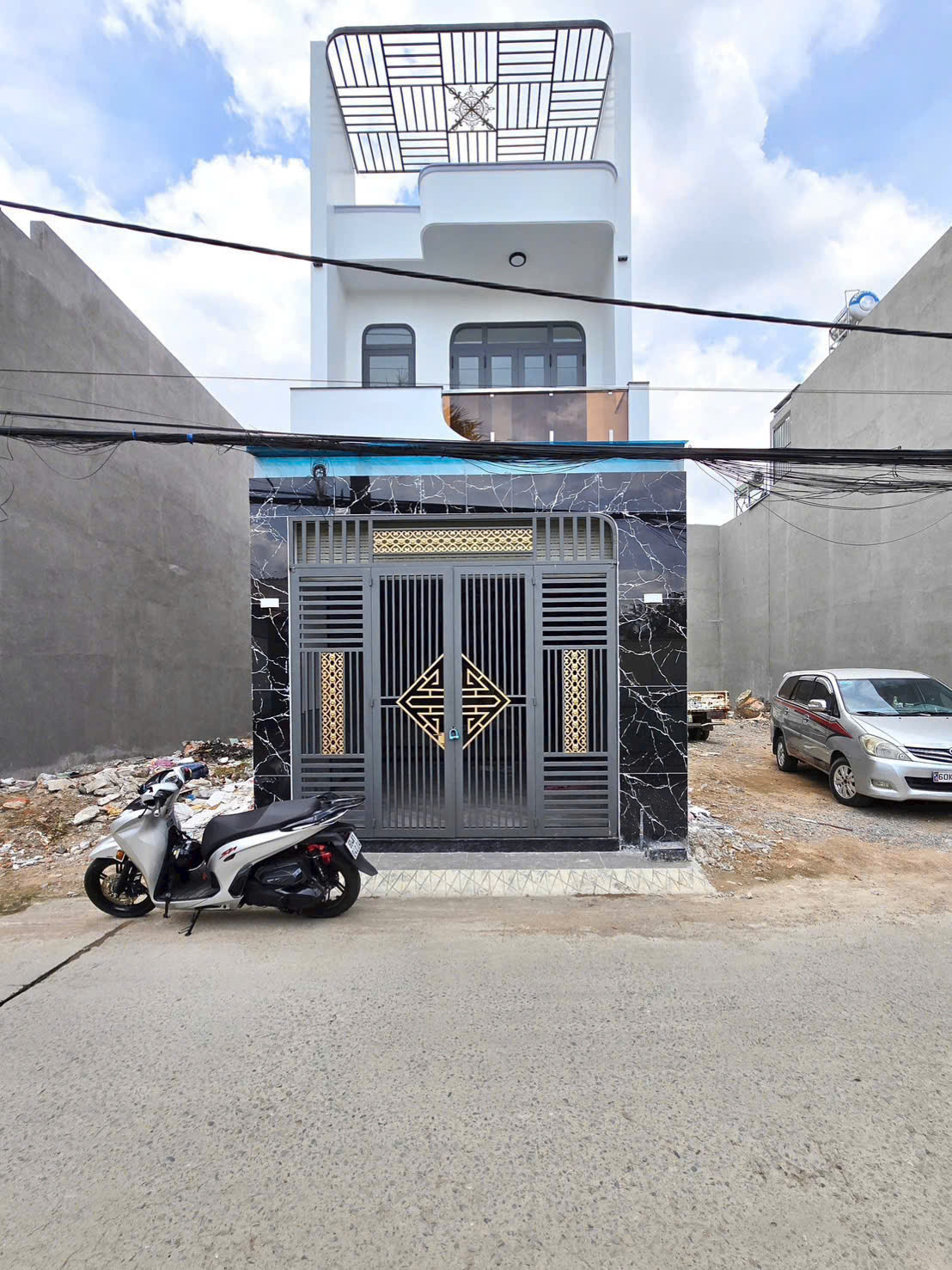 BÁN NHÀ 1TRỆT 1LẦU 82m2 (HOÀN CÔNG) P. BỬU HOÀ ( NAY LÀ P. BIÊN HOÀ) 3ty8