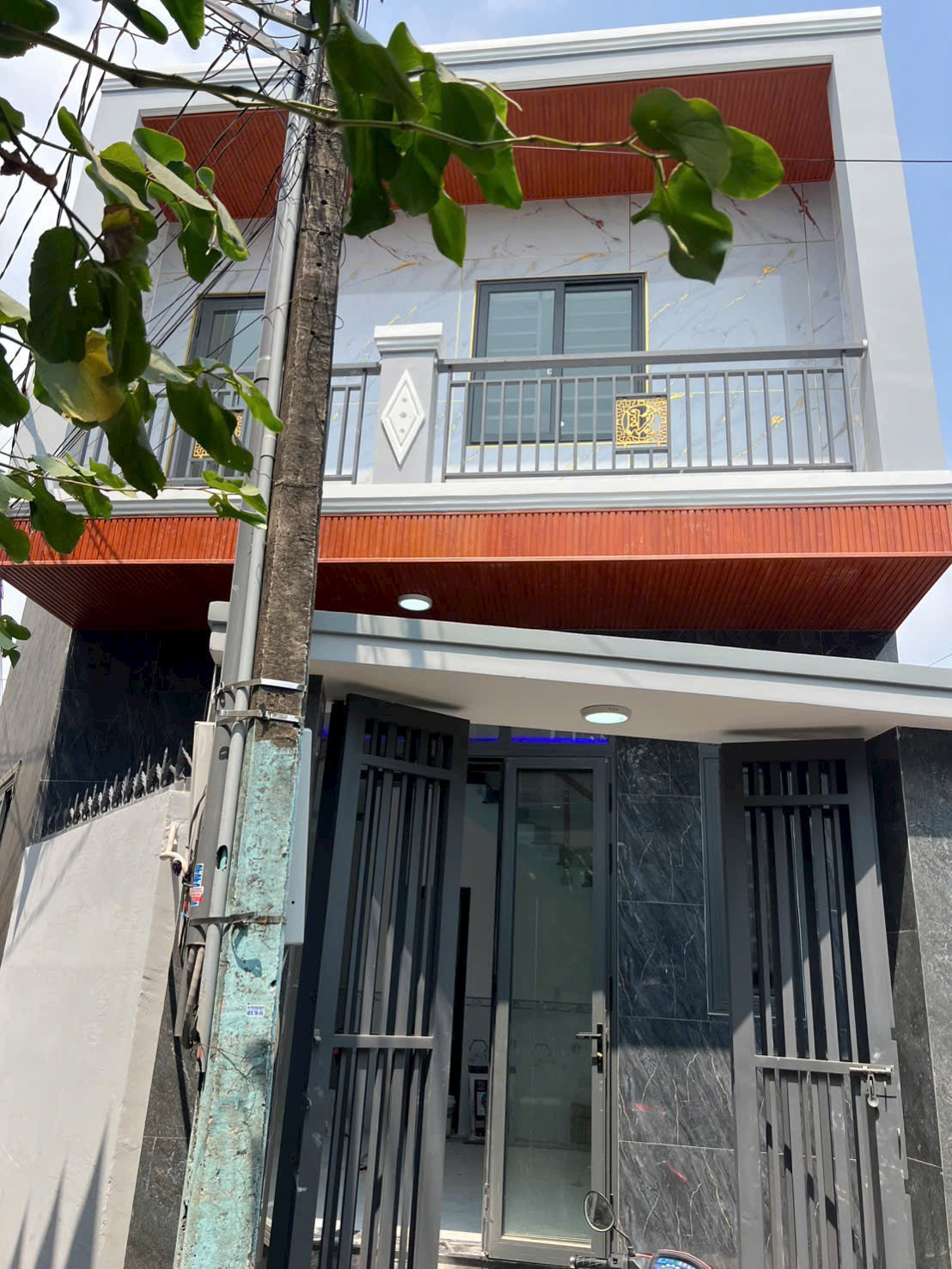 Bán Nhà 1L 1T Đường Ô Tô Thông. Dtsd:120m.Sổ Riêng, Thổ Cư. Chỉ: 2Tỉ 450Triệu
