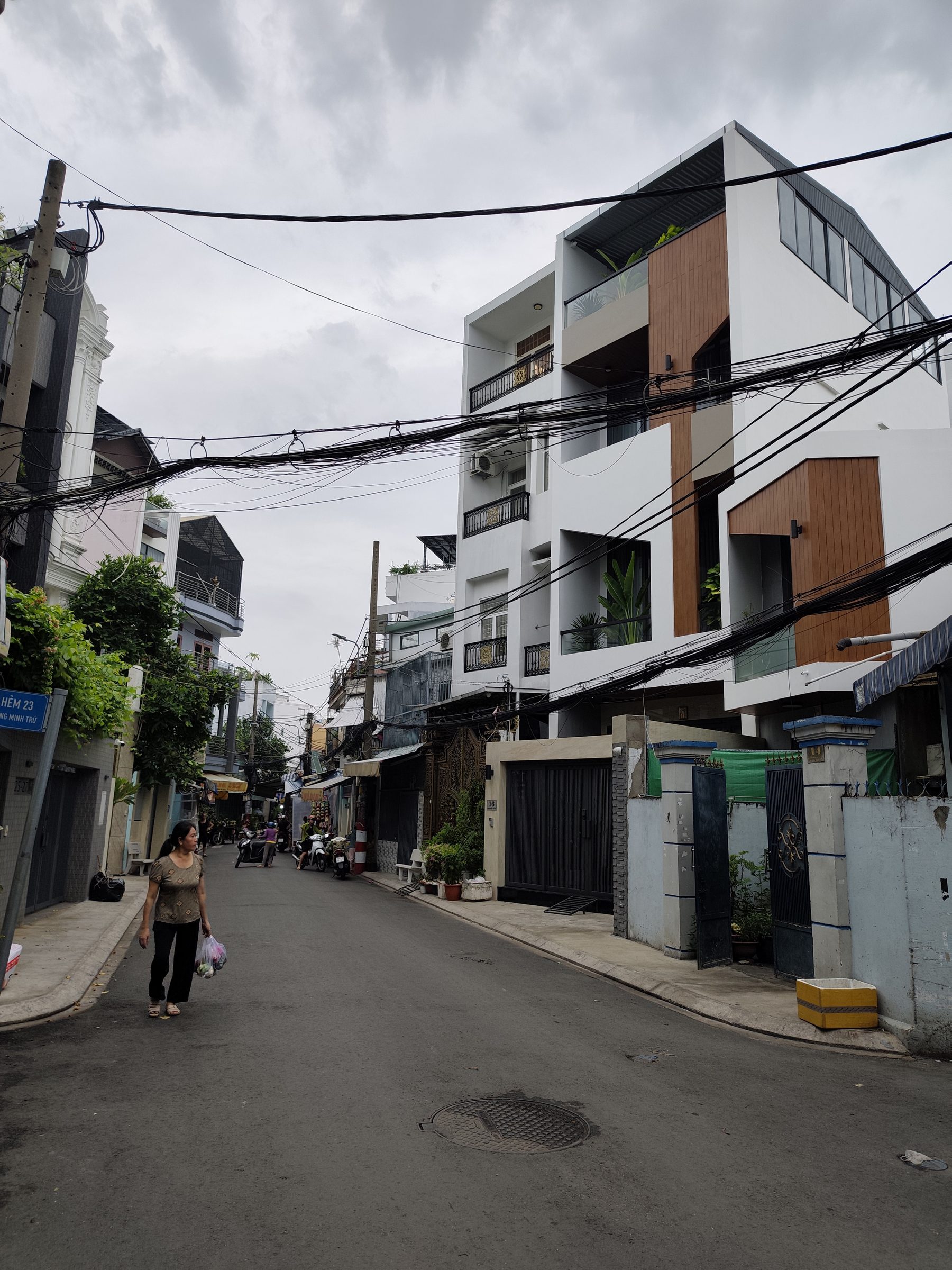 Bán nhà 3 tầng phường 10,tân bình,tphcm