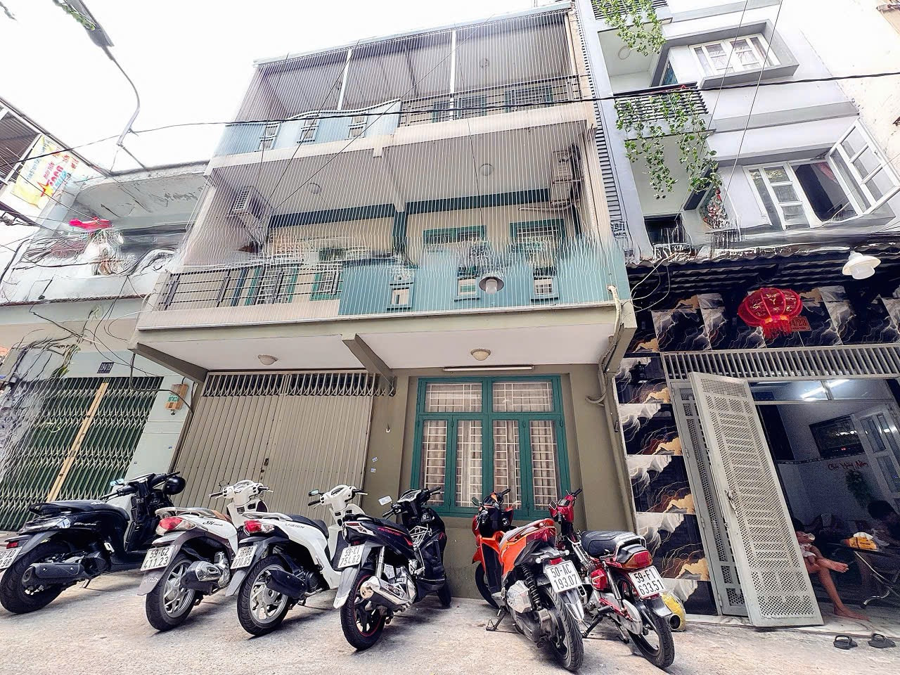 HIẾM NGANG LỚN 6M*8,5M- BÁN NHÀ 4 TẦNG MẶT TIỀN XE HƠI NGỦ TRONG NHÀ Đ.VÕ VĂN TẦN, QUẬN 3- NGAY GÓC CMT8- 0938676685 GIANG GIANG