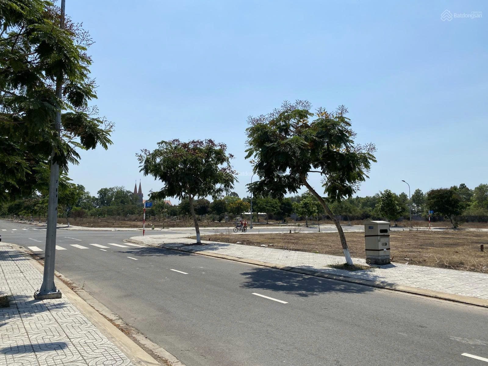 Cần bán gấp lô đất chính chủ tại chợ Đại Phước - Nhơn Trạch với diện tích 120m2 giá chỉ hơn 16tr/m2