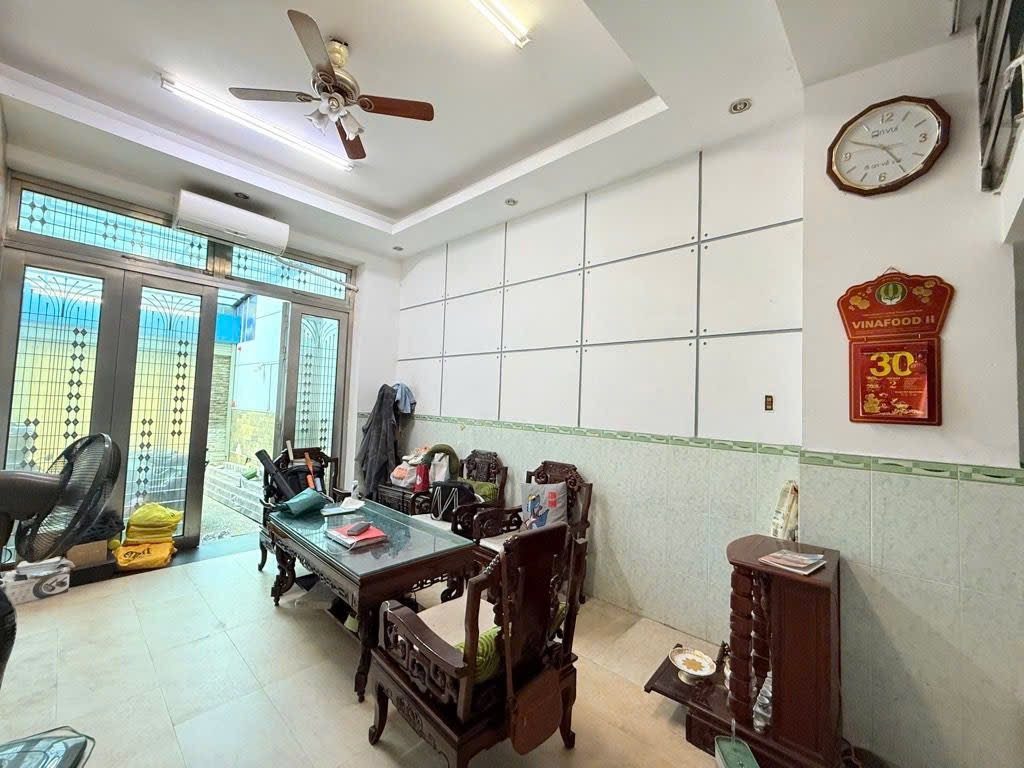 BÁN NHÀ MẶT TIỀN CMT8 – P4 TÂN BÌNH – ĐỐI DIỆN CƯ XÁ TỰ DO