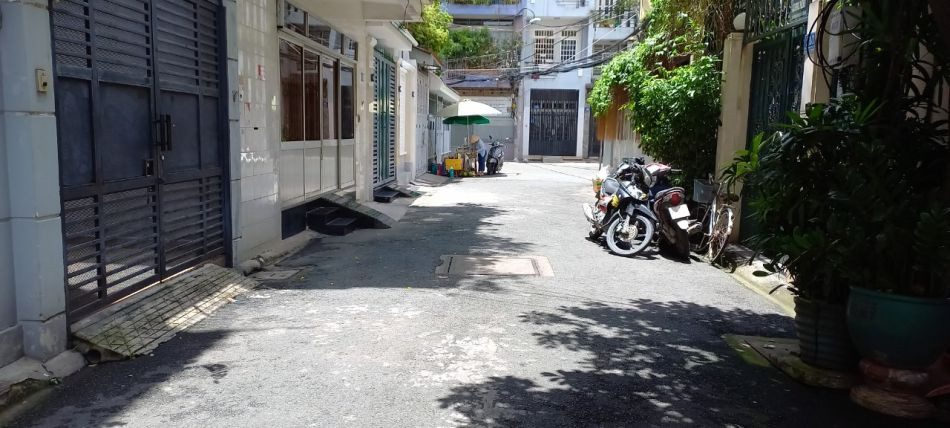 NHÀ CMT8 NÁT TIỆN XÂY MỚI - BV THỐNG NHẤT, TÂN BÌNH - DIỆN TÍCH 50M2 VUÔNG VỨC