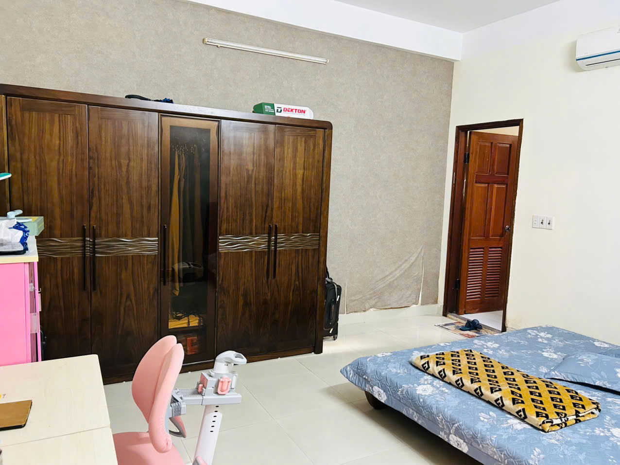 MẶT TIỀN ĐƯỜNG 7m5 CẨM BẮC 2- BIỆT THỰ 2 TẦNG NGANG 10M HIẾM - GARA Ô TÔ TRONG SÂN- GIÁ 10 tỷ 9 Tl