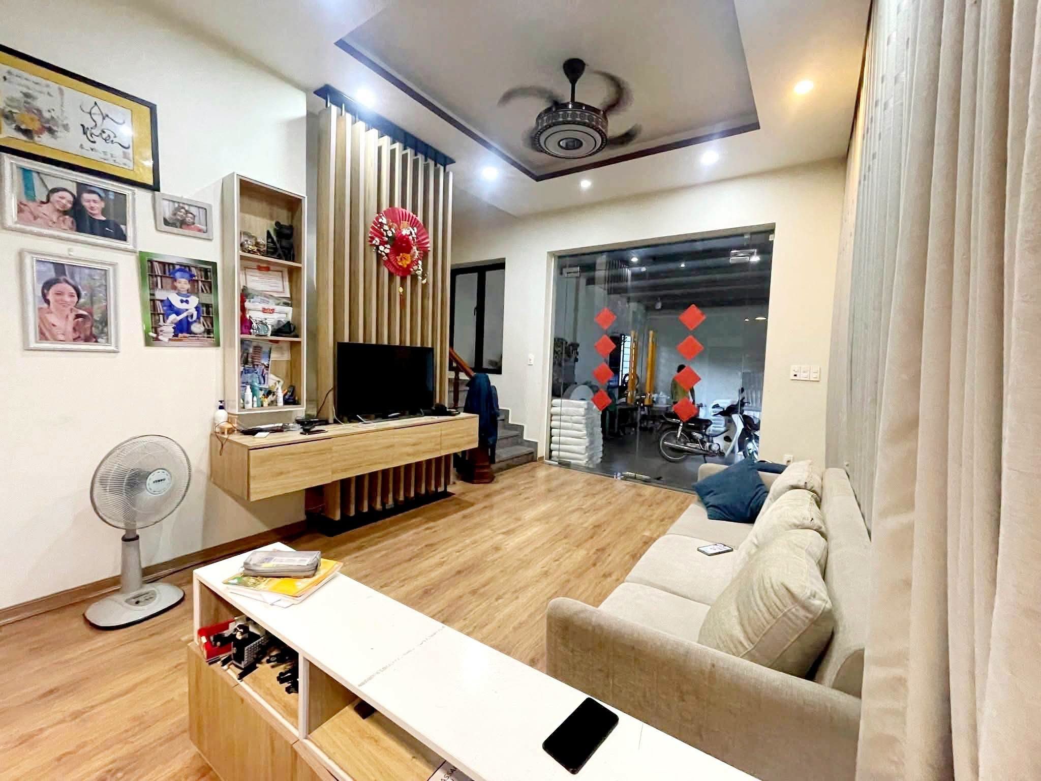 ❌❌❌ NHÀ 2 TẦNG DÂN XÂY ĐỘC LẬP CAM LỘ – HÙNG VƯƠNG – HỒNG BÀNG, CHỈ 3,3 TỶ