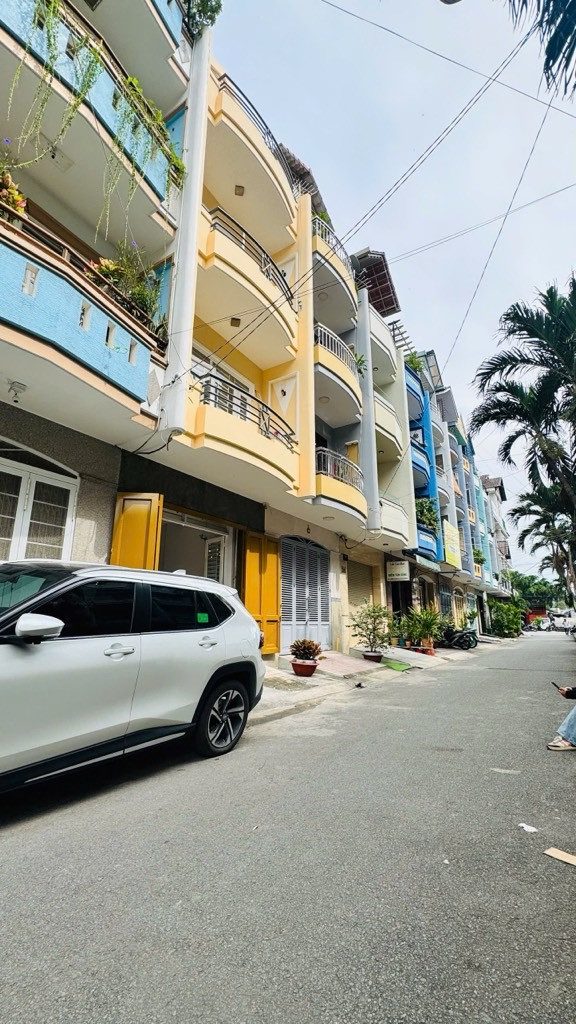 MẶT TIỀN KINH DOANH CAO LỖ, GẦN TTTM PARC MALL, 65M2, SHR, HOÀN CÔNG ĐỦ, CHỈ NHỈNH 13T