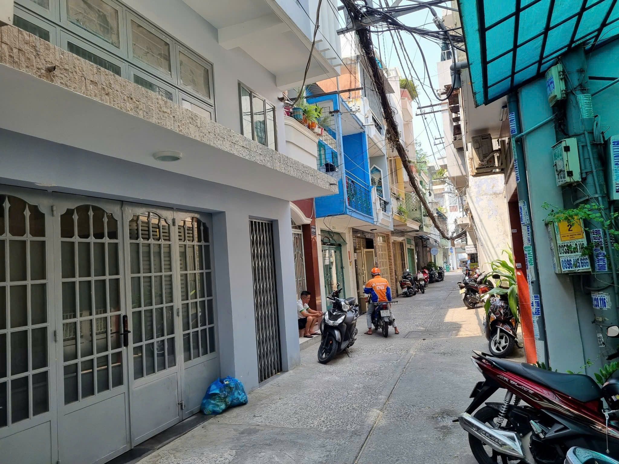 Bản nhà hẻm xe hơi Nguyễn Đình Chiểu, thông Võ Văn Tần, Quận 3, 6x9m, 13.5 tỷ