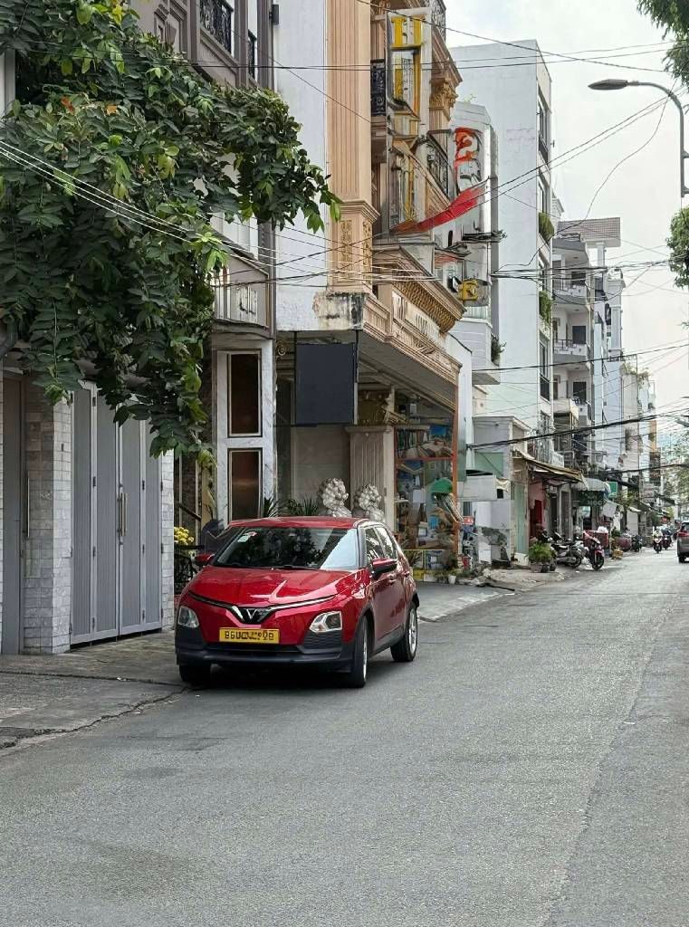 CHÍNH CHỦ XÂY TÂM HUYẾT NAY ĐỊNH CƯ CẦN RA ĐI CĂN NHÀ XE HƠI ĐỖ CỬA CAO THẮNG, Q10 - 50M2 - 5 TẦNG - CHỈ 12.5 TỶ
