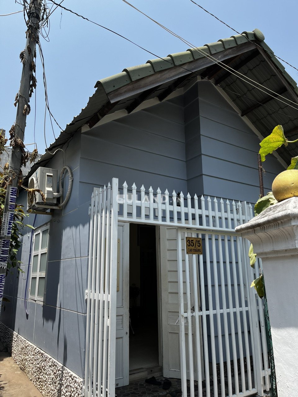 Bán căn nhà nhỏ đối diện công viên Lê Duẩn - trung tâm Phan Thiết. LH: 0974090487