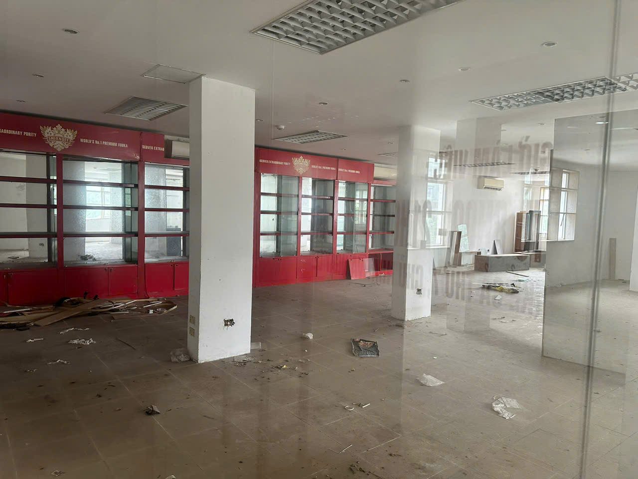 Cho thuê tòa nhà mặt tiền kinh doanh văn phòng tại – 11C Cát Linh, Hà Nội