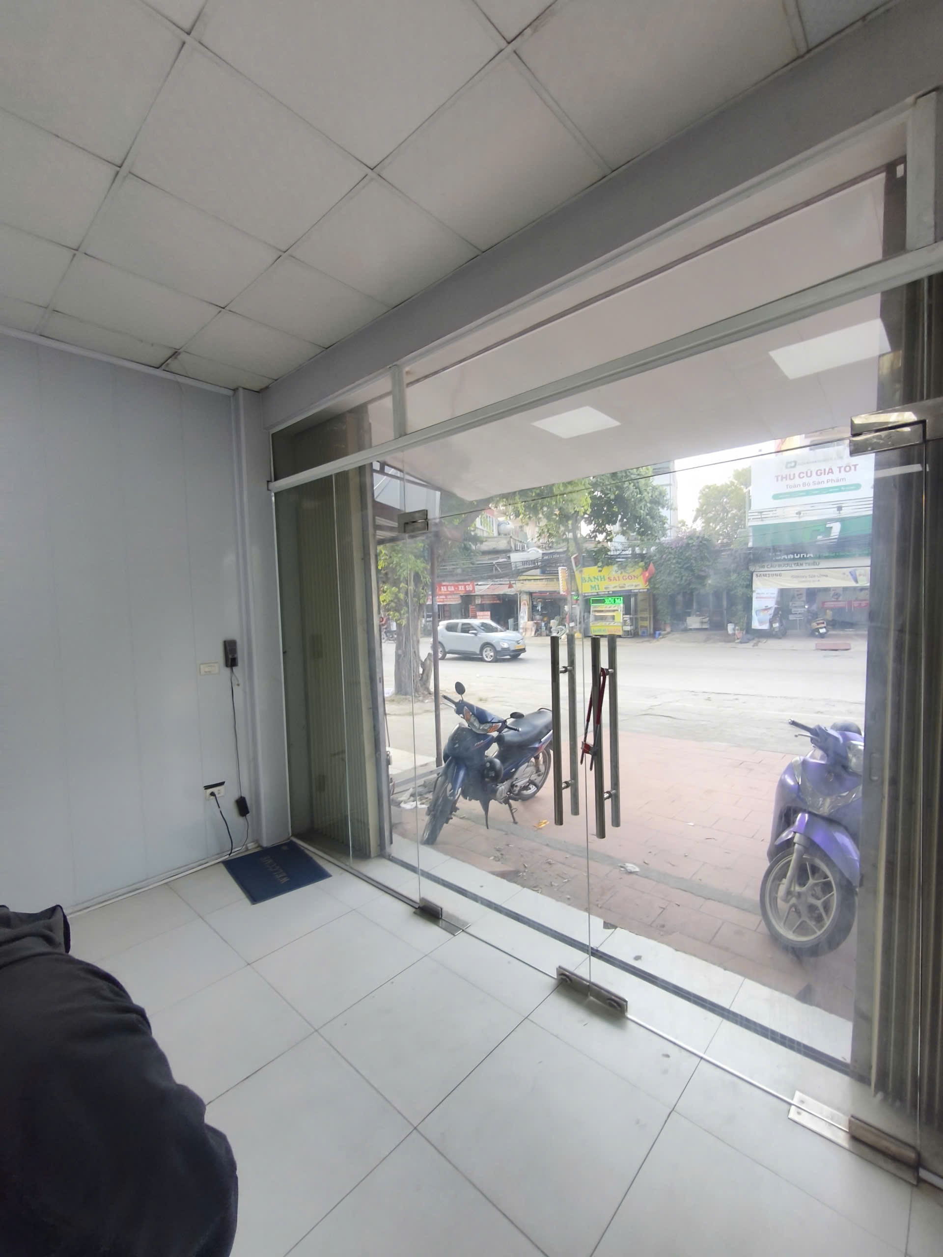 Cho thuê Nhà  Mặt Phố Cầu Bươu - Xã Tân Triều - Thanh Trì 70M² 6 Tầng 11 Phòng - Nội Thất CB - Kinh Doanh - Giá Thuê 48tr
