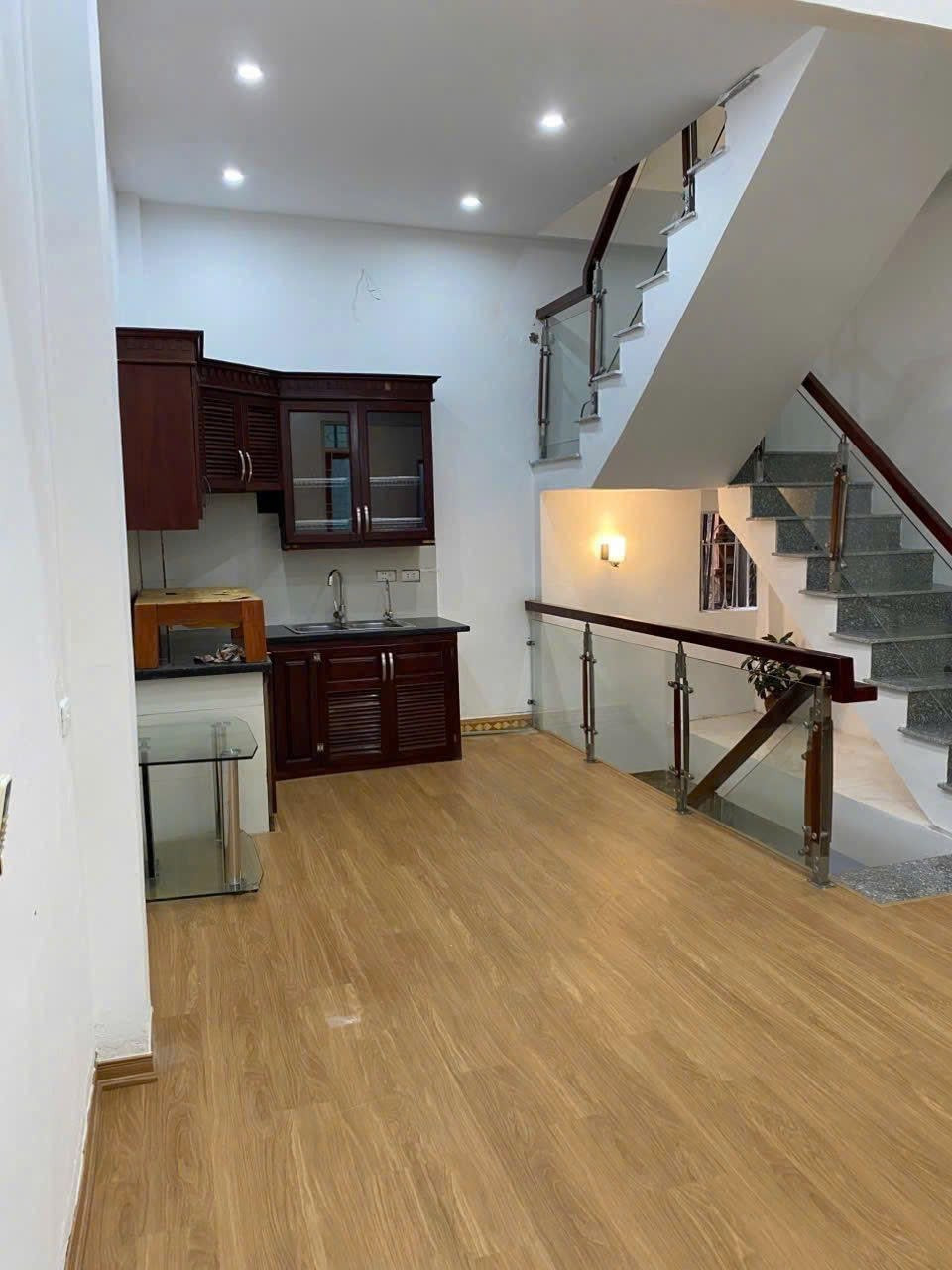 Cho Thuê Nhà Cầu Đơ - Hà Đông/ 40M² 4 Tầng 4 Ngủ - Full Nội Thất - Giá Thuê 11tr
