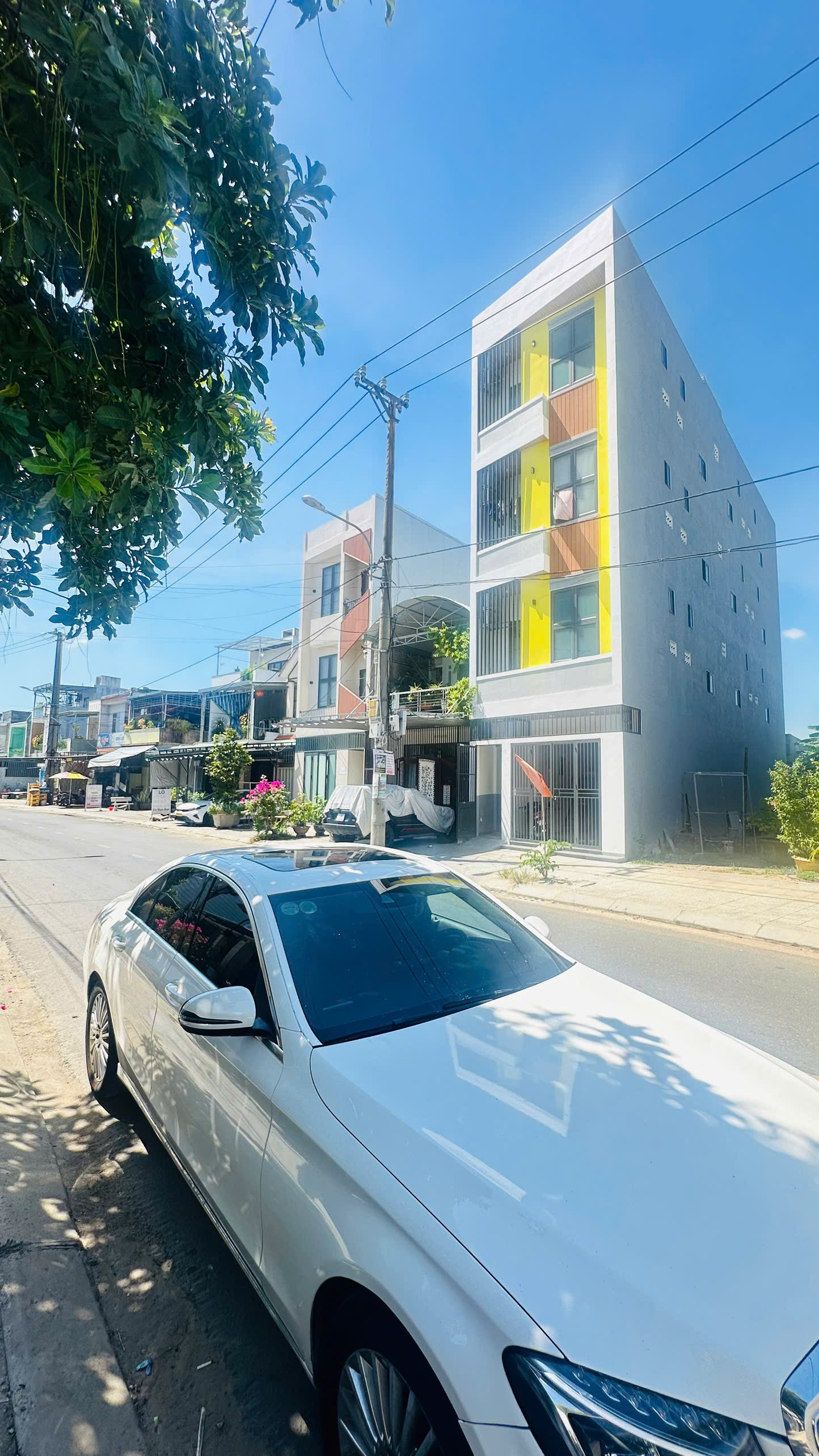Bán Tòa CHDV Apartment 4 tầng mặt tiền đường Cầu Đỏ Túy Loan - Dòng tiền 60 triệu/tháng
