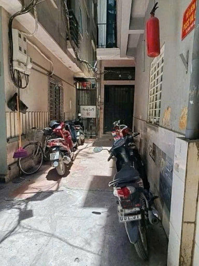 Cho thuê nhà ngõ 132 CẦU GIẤY. 12 triệu/tháng. Phù hợp thuê ở Hộ gia đình, KD Onl, Nhóm ít người