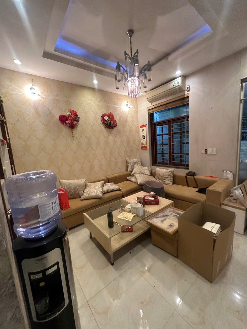 Cho thuê nhà ngõ 155 Cầu Giấy 75M x 4T(4 ngủ) giá 16 triệu