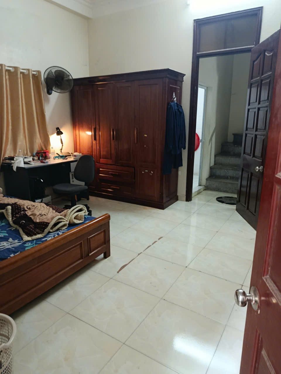 Cho thuê nhà ngõ 132 Cầu Giấy 34M x 4T giá 12 triệu