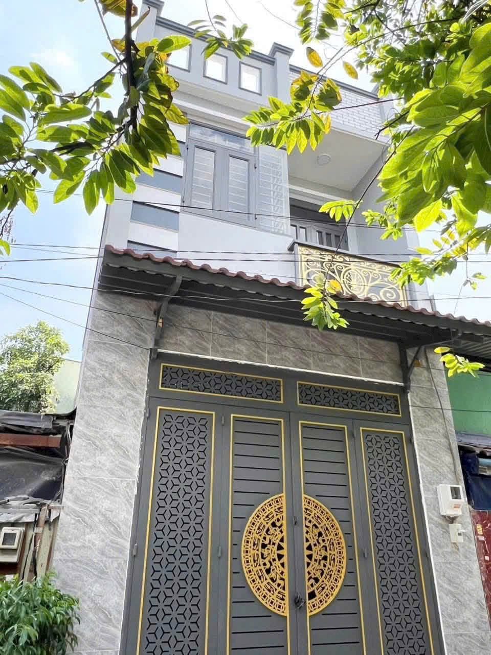Nhà đẹp 3/ ngắn Đường Cây Cám Vĩnh Lộc B giáp Bình Tân.