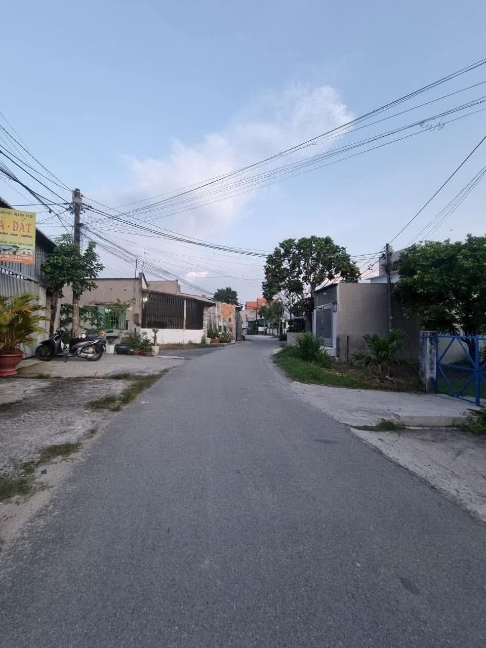 Bán đất thổ cư mặt tiền Cây Da xã Tân Phú Trung Củ Chi TPHCM, DT: 5,5x26m.