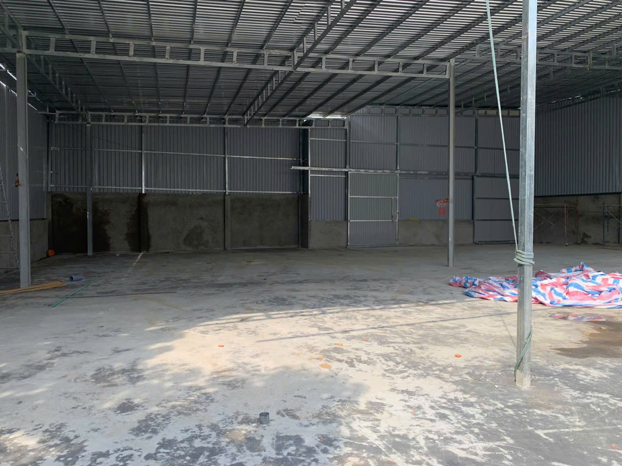 Kho 650m giá 25 triệu đường Cây Keo gần Tô Ngọc Vân quận Thủ Đức