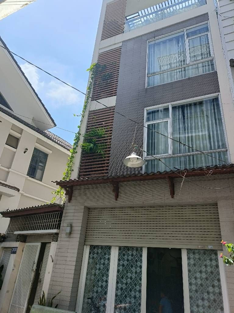 Bán nhà nguyễn văn khối 4 tầng, sổ hồng riêng