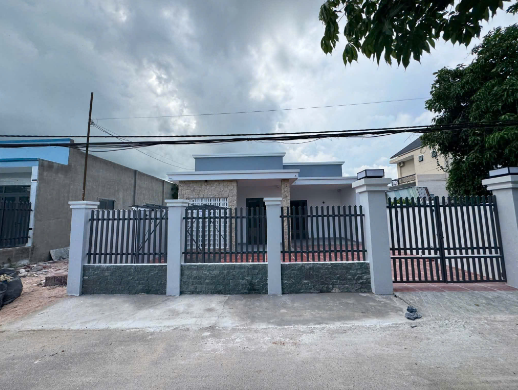 BÁN NHÀ MỚI ĐẸP FULL THỔ CƯ  NGAY TRUNG TÂM TT ĐẤT ĐỎ GẦN BIỂN PHƯỚC HẢI