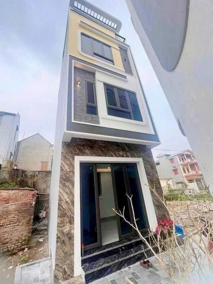 NHÀ SẴN Ở NGAY FULL NỘI THẤT SÁT CHỢ TRƯỜNG HỌC KCN QUANG MINH 62M MT4M Chỉ Nhỉnh 3 Tỷ