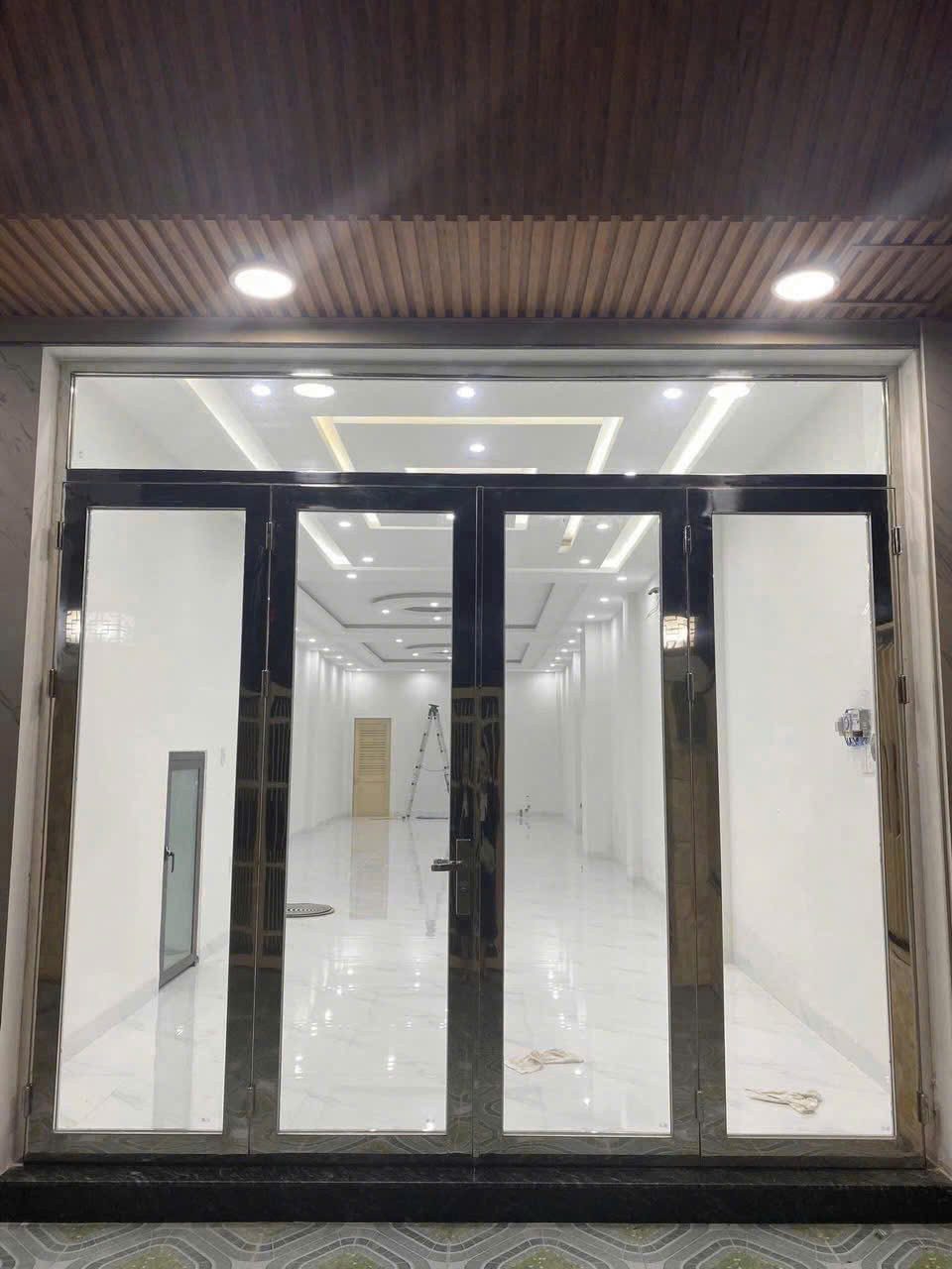 CHO THUÊ NHÀ 3 TẦNG MT CHI LĂNG GẦN CHỢ CỒN