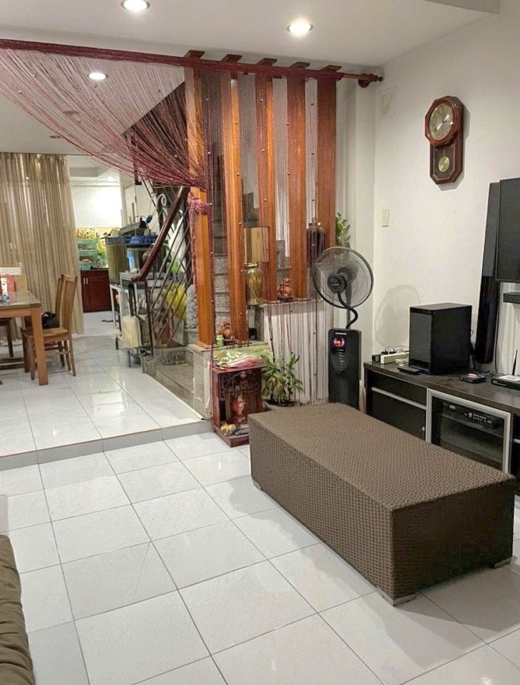 BÁN NHÀ ĐẸP CẠNH TỈN.H LỘ 10 - KH.U TÊ.N LỬ.A- HẺM XE HƠI - 4PN - ( 4X18M )
