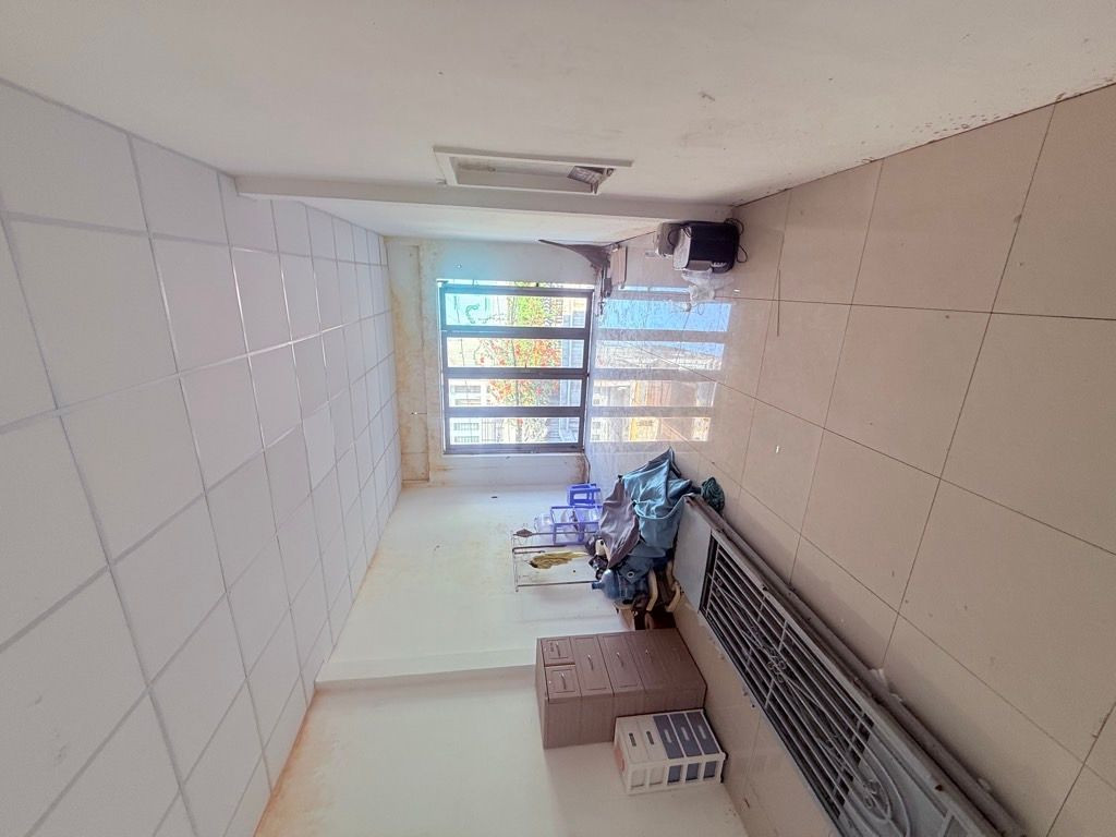 Bán nhà đẹp ở ngay đường Chiến Lược - Bình Tân, diện tích 84m2, ngang 4m giá 6.7 tỷ.